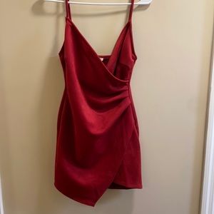 Super pretty Iris red dress